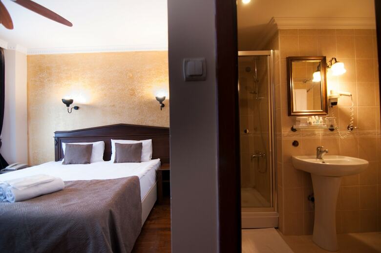 Mevlana Hotels