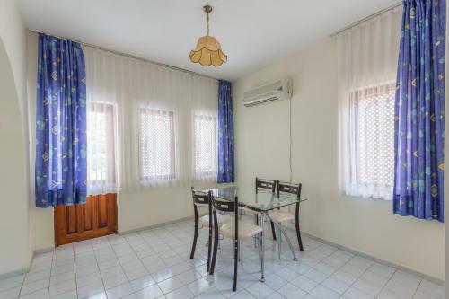 Hotel Flower Villa Apart