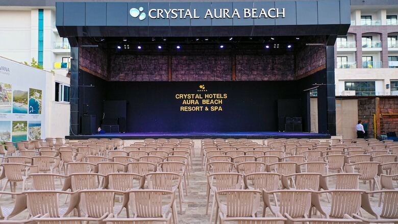 Hotel Crystal Aura Beach Resort & Spa