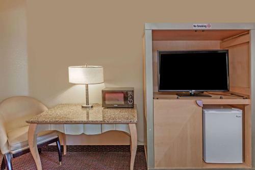 Motel Howard Johnson Inn - Flagstaff