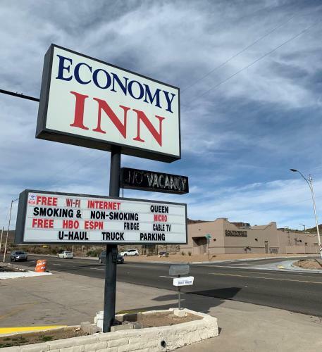 Motel Economy Inn Kingman