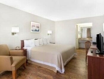 Motel Days Inn West