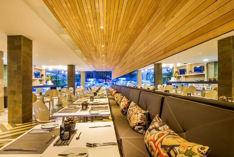 Oz Hotel