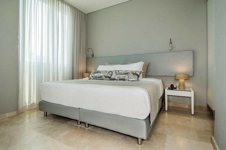 Oz Hotel