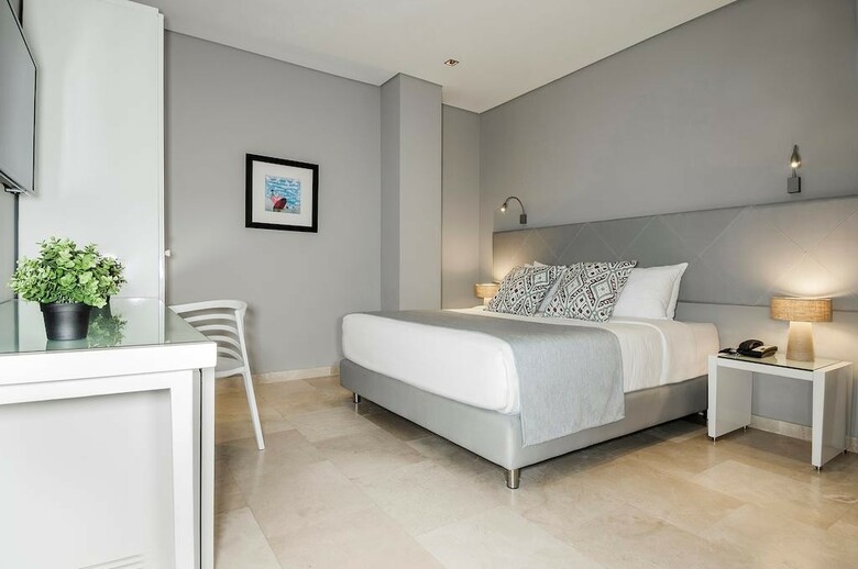 Oz Hotel