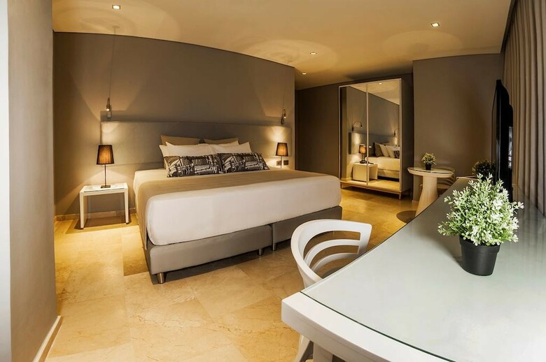 Oz Hotel