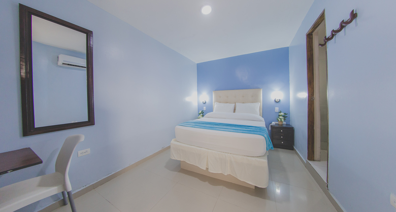 Azu�n Suites Hotel