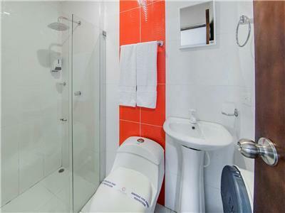 Azu�n Suites Hotel