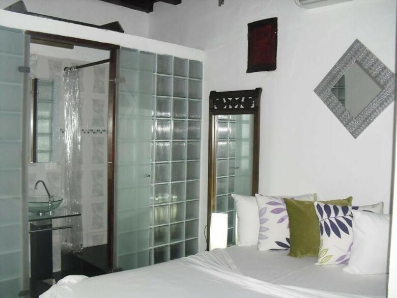 Hotel Casa Abril II