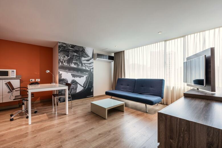 Hotel Holiday Inn Express & Suites Medellin