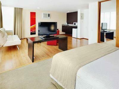 Hotel Holiday Inn Express & Suites Medellin