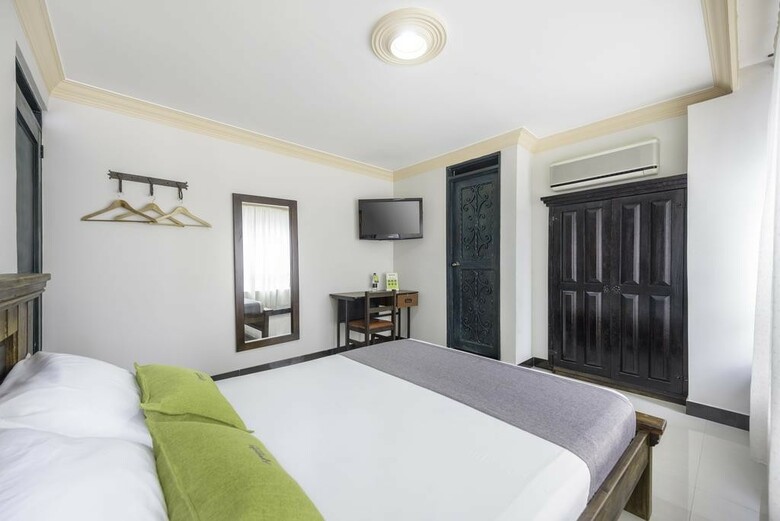 Ayenda 1120 Hotel Comercial