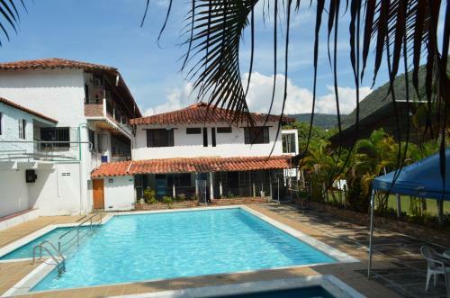 Hotel Campestre La Ribera Del Fonce