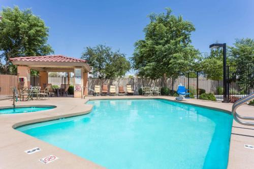 Hotel Baymont Inn & Suites Mesa Downtown