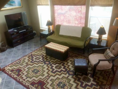 Phoenix Townhouse