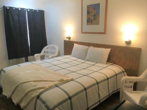 Pine View Motel