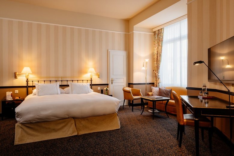 Ambassador Swiss Q Hotel