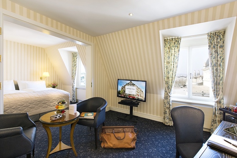 Ambassador Swiss Q Hotel