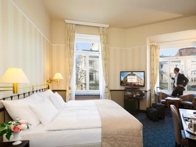 Ambassador Swiss Q Hotel