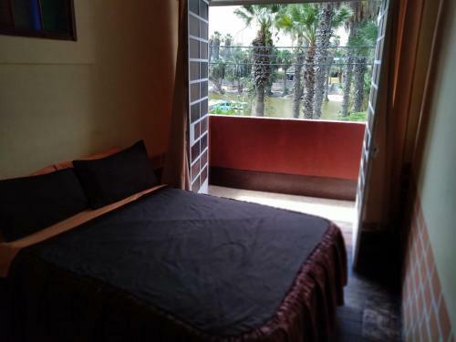 Hostal Huacachina Sunset