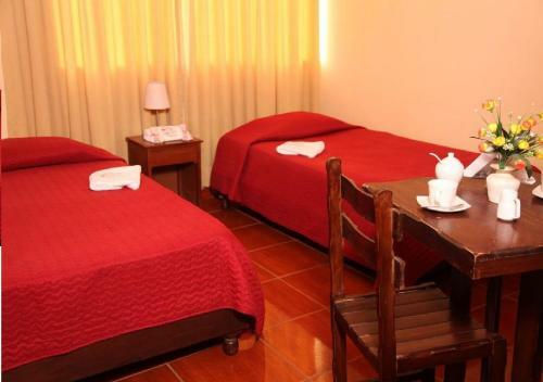 Hostal Huacachina Sunset