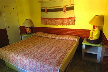 Hotel Ajijic Plaza Suites