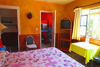 Hotel Ajijic Plaza Suites