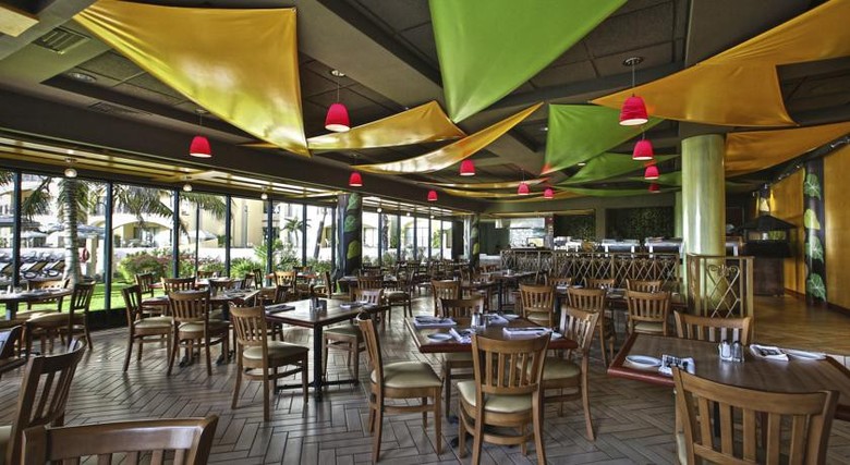 Hotel The Royal Islander An All Suites Resort