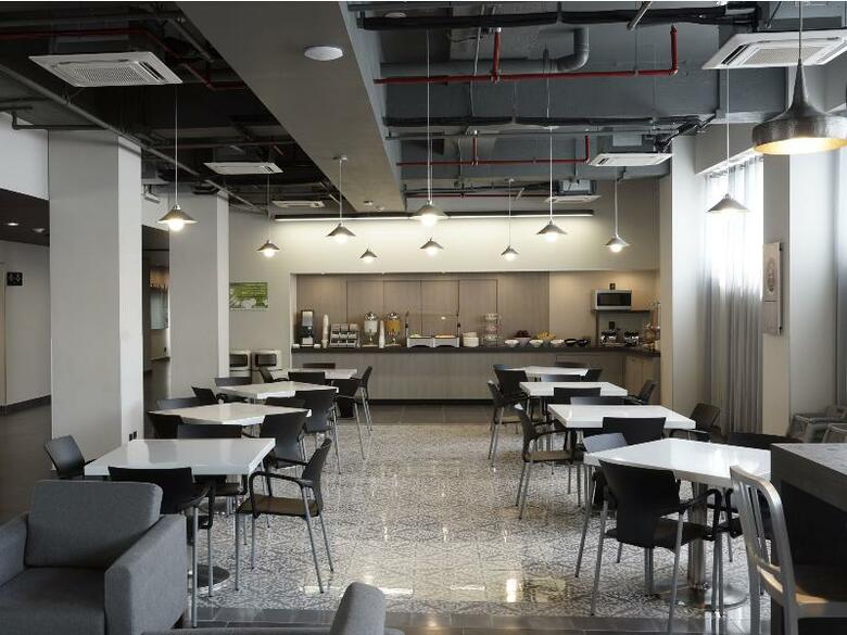 Hotel City Express Plus Patio Universidad