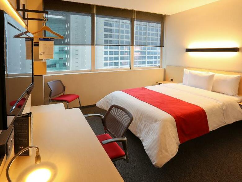 Hotel City Express Plus Patio Universidad