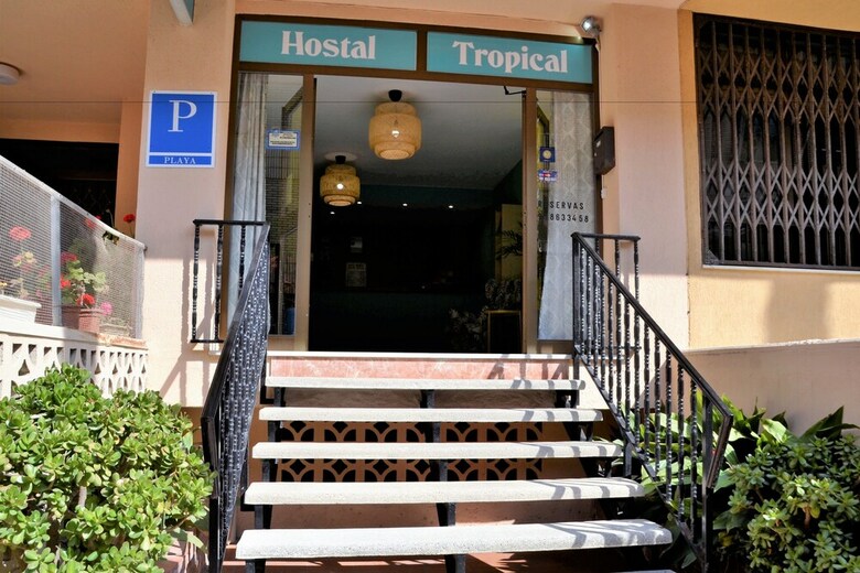 Hostal Tropical