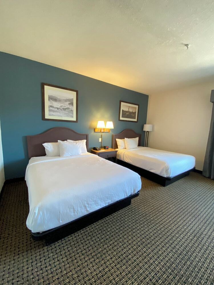 The Tombstone Grand Hotel