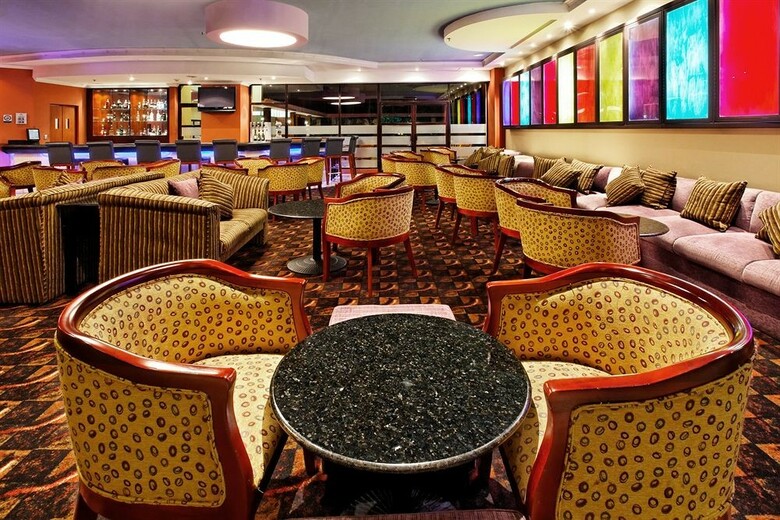 Hotel Crowne Plaza Corobici