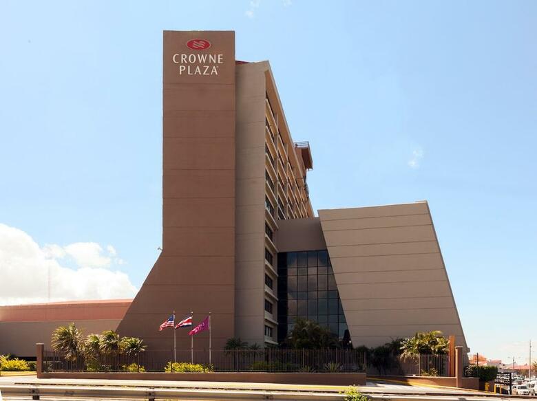 Hotel Crowne Plaza Corobici