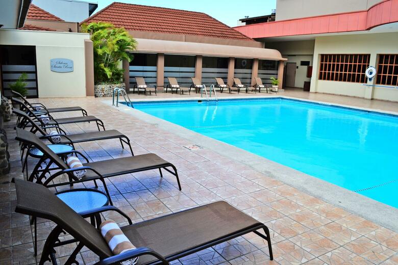 Hotel Crowne Plaza Corobici