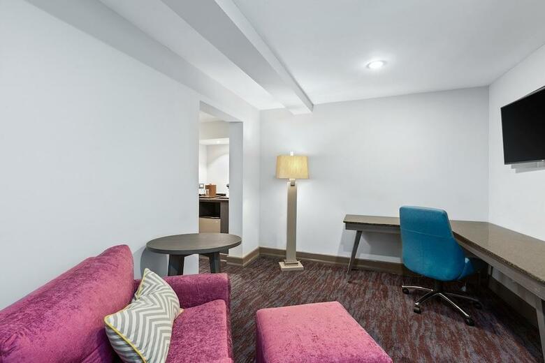 Hotel Crowne Plaza Corobici