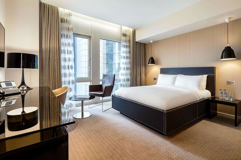 Hotel Radisson Blu Edwardian New Providence Wharf
