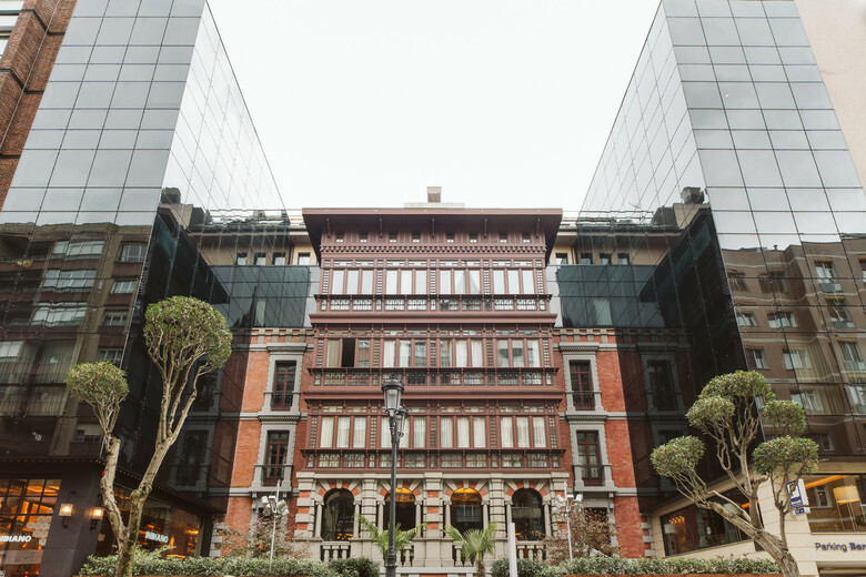 Hotel Barcel� Oviedo Cervantes