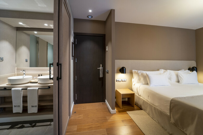 Hotel Barcel� Oviedo Cervantes