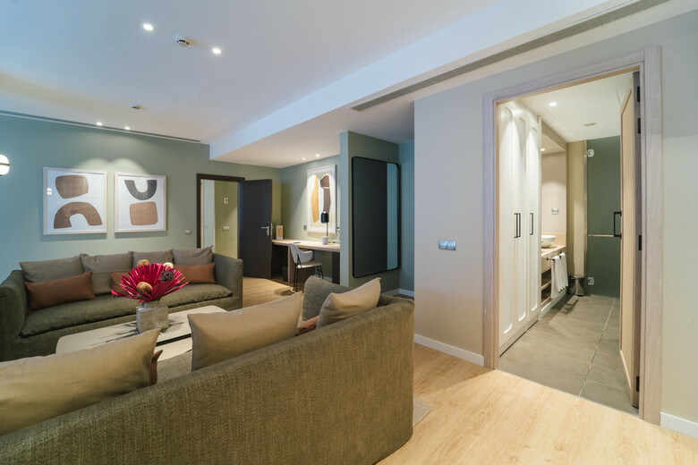 Hotel Barcel� Oviedo Cervantes