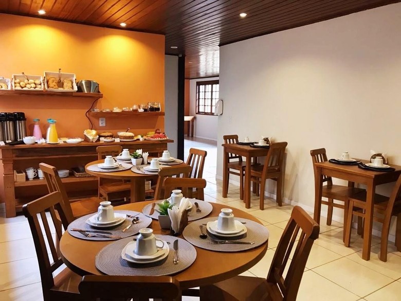 Hostal Pousada Sarata Ossos