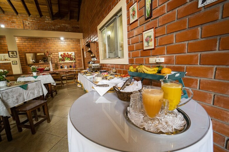 Hostal Pousada Galeria Artes