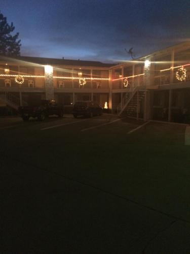 El Rancho Motel