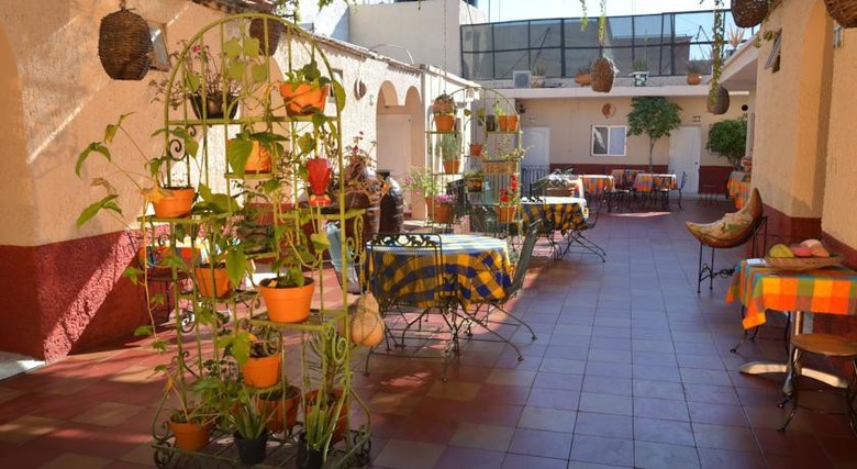 Hotel Posada De La Media Luna