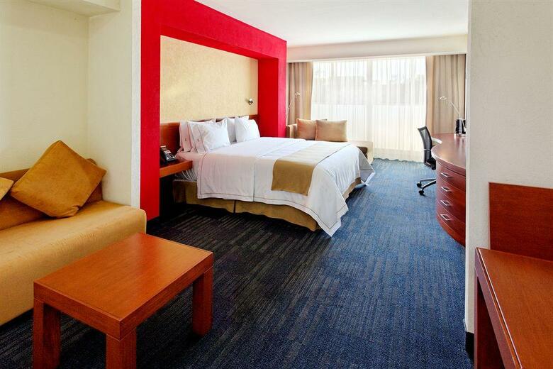 Hotel Holiday Inn Express Guadalajara Expo