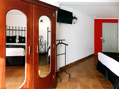Hotel Real De Leyendas