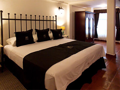 Hotel Real De Leyendas