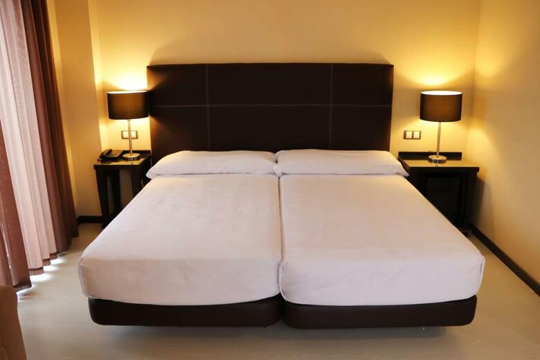 Hotel Balneario Real Carlos III