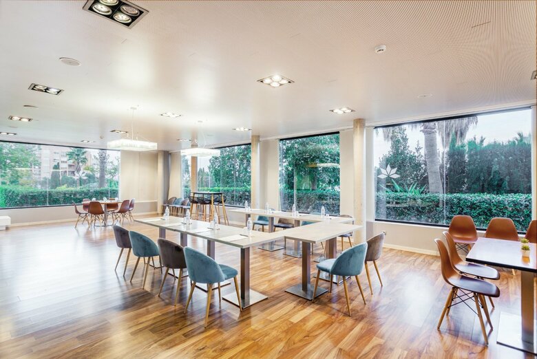 Azz Valencia T�ctica Hotel