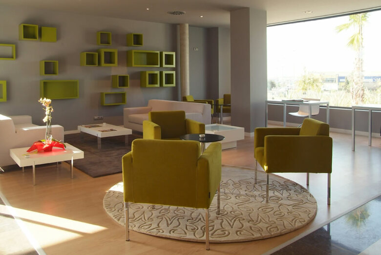 Azz Valencia T�ctica Hotel